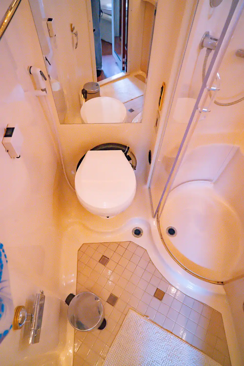 Sea Ray 63ft Other Images