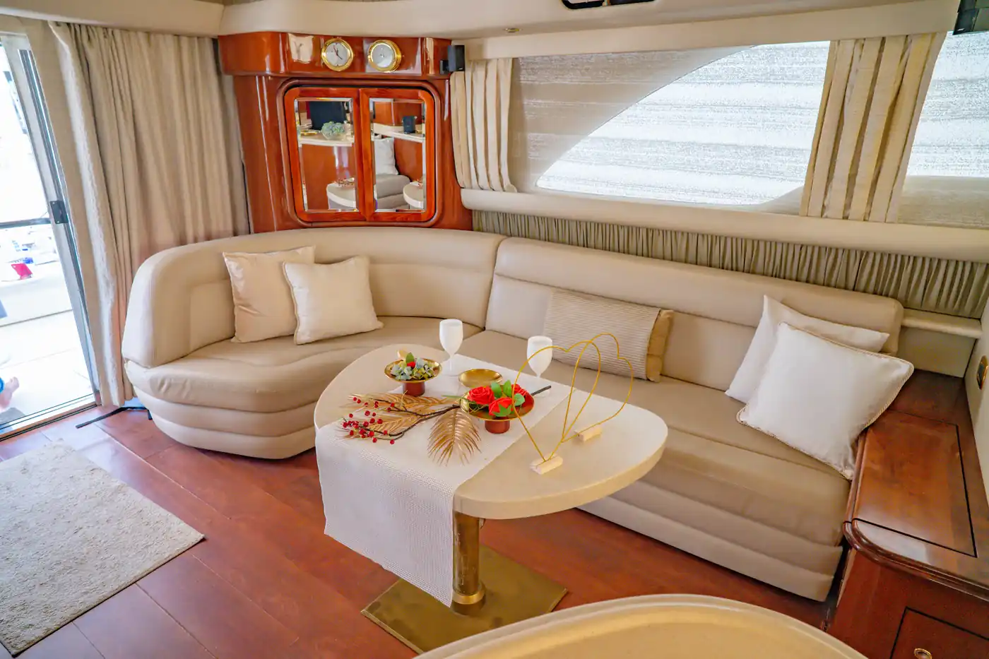 Sea Ray 63ft Other Images